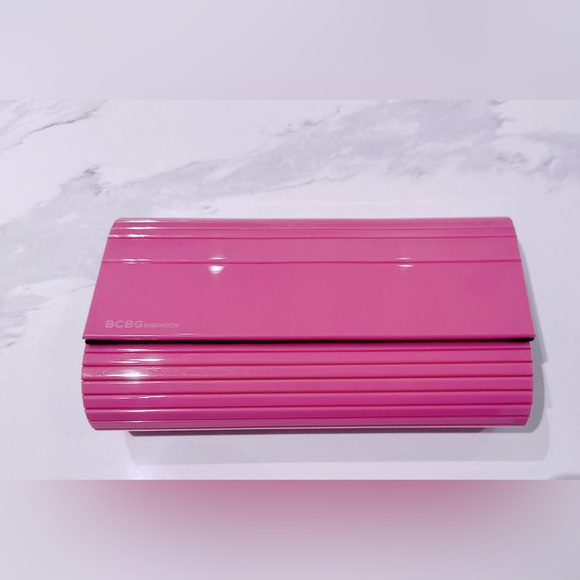 BCBG pink clutch - Picture 2 of 4